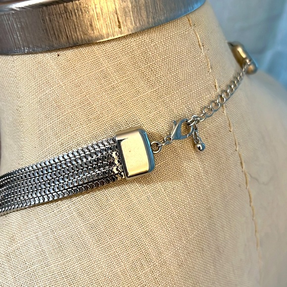 Six Strand Vintage Necklace. - Picture 6 of 8